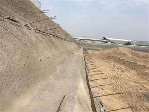 荆州河道边坡加固